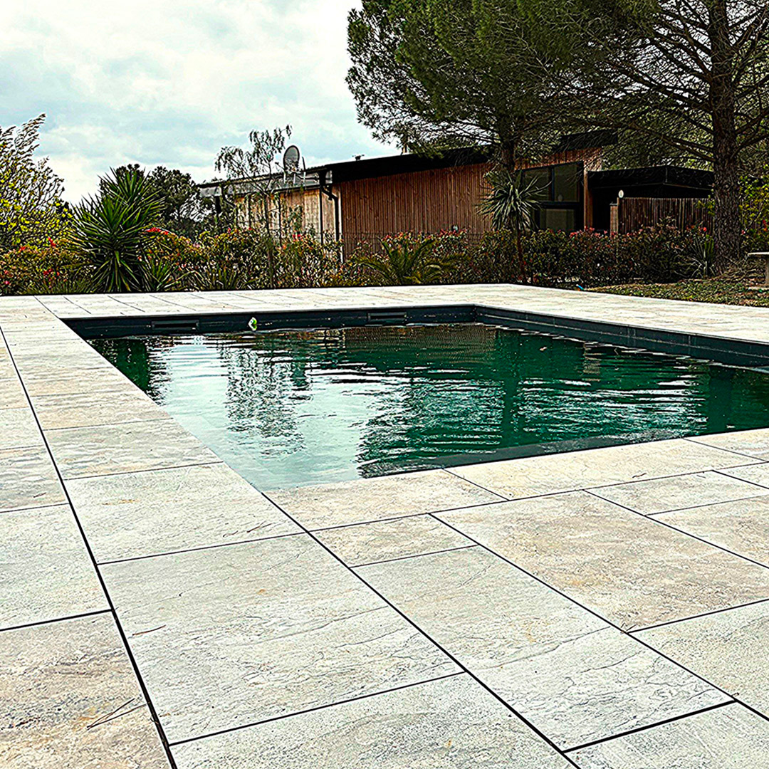 Plage de piscine